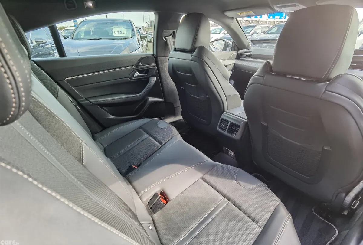Peugeot 508 Hatchback, Petrol Plug-in Hybrid, 2023, Blue