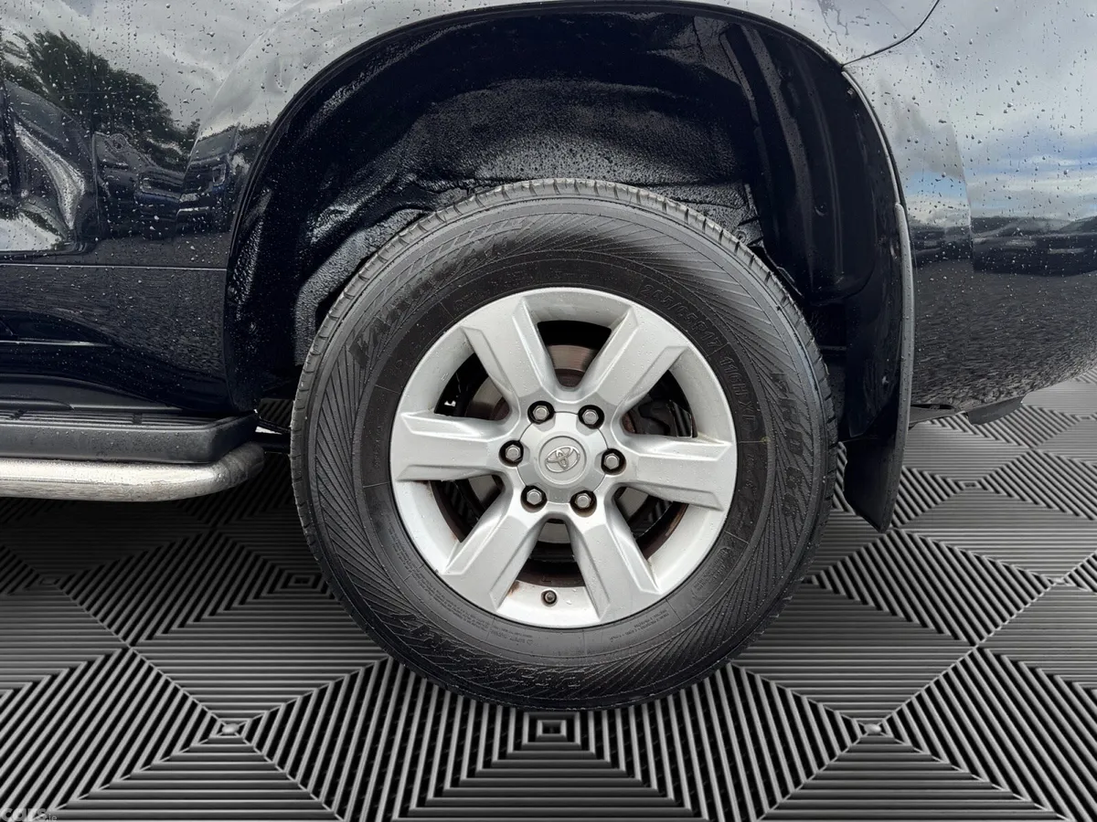 Toyota Land Cruiser SUV, Diesel, 2014, Black