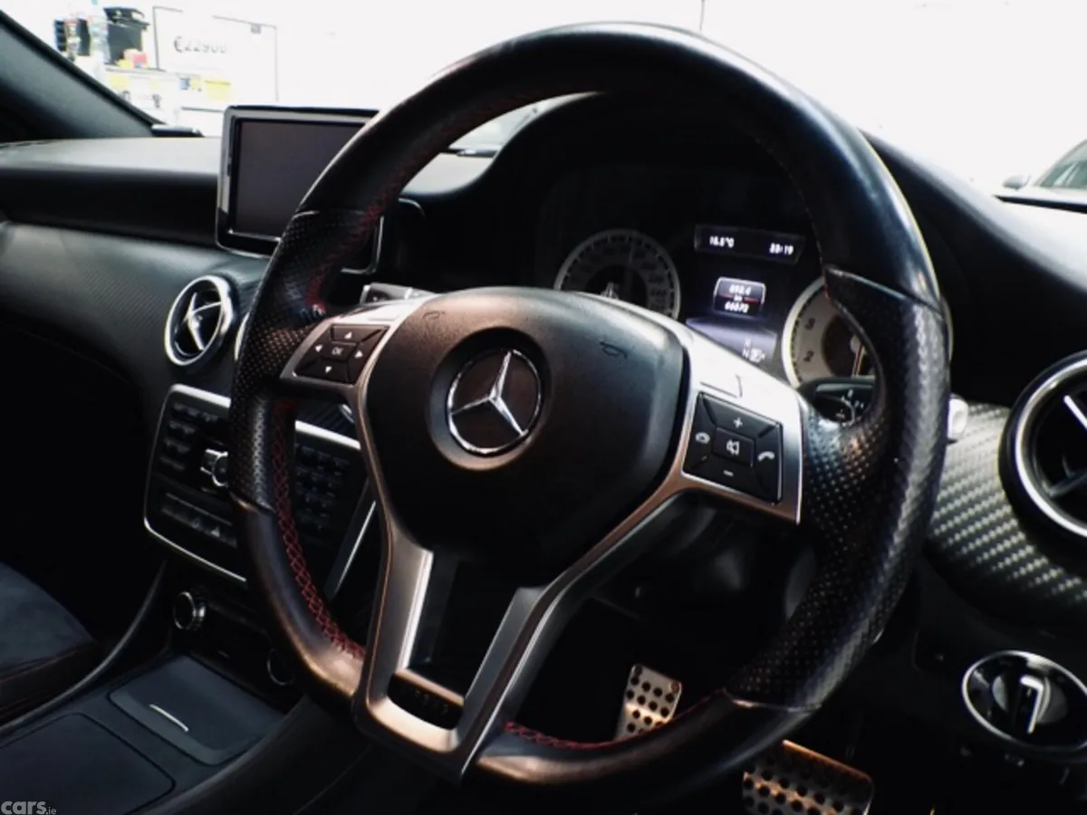 Mercedes-Benz A-Class Hatchback, Petrol, 2014, Silver