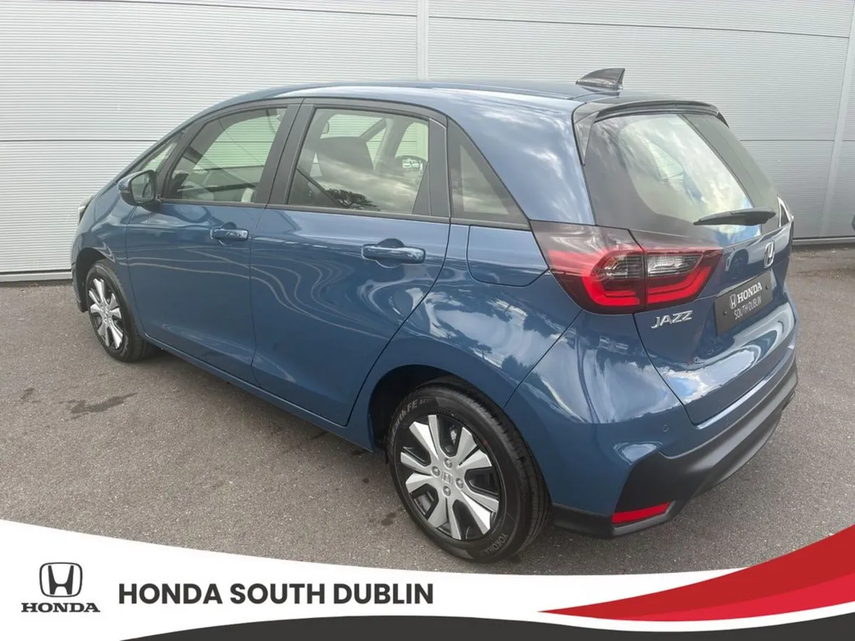 Honda Jazz Hatchback, Petrol, 2027, Blue