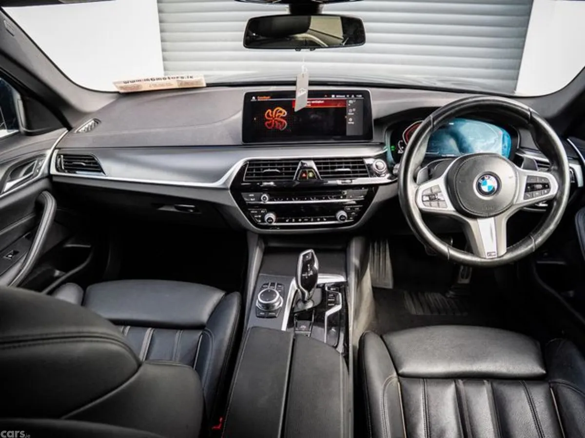 BMW 5-Series Estate, Diesel, 2022, Black