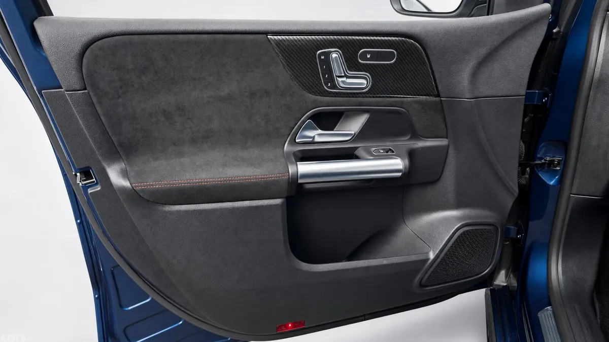 Mercedes-Benz B-Class MPV, Diesel, 2019, Blue