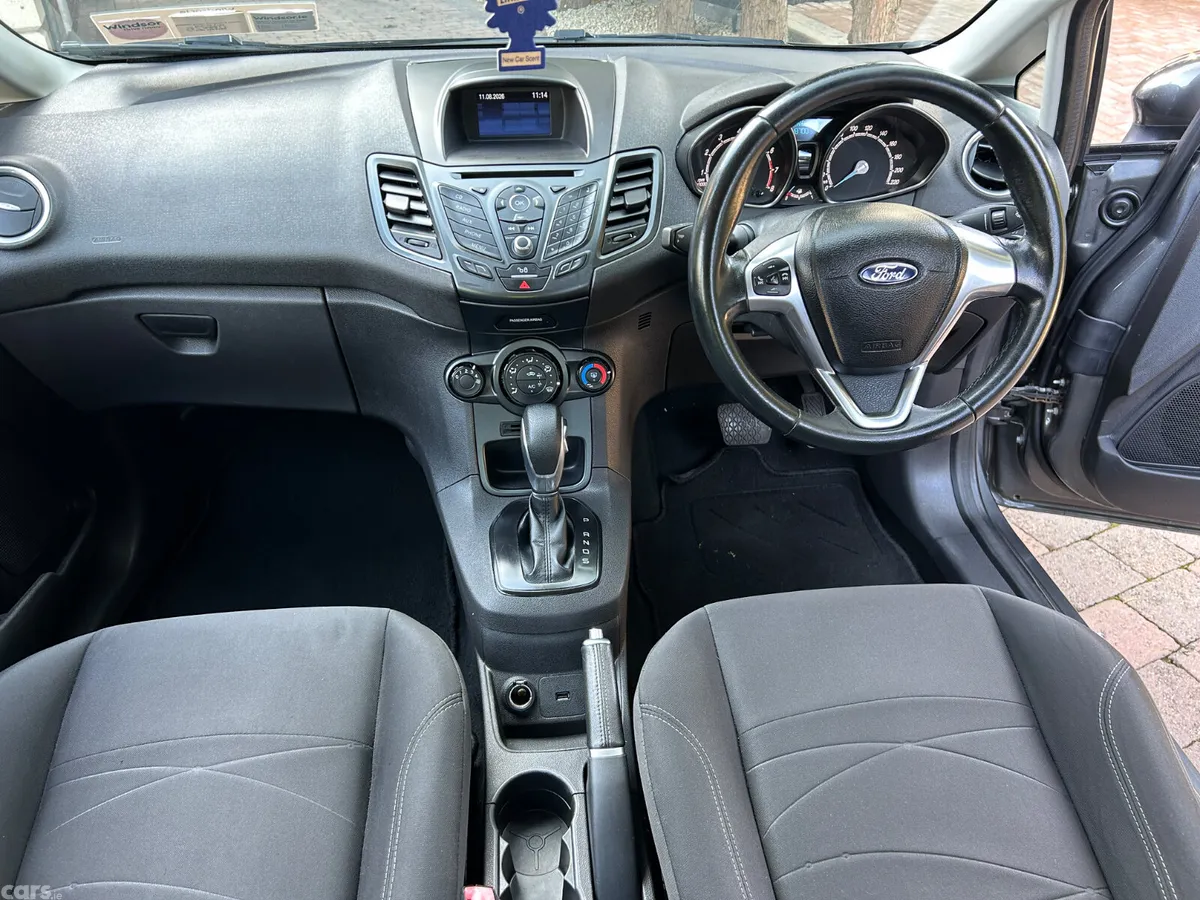Ford Fiesta Hatchback, Petrol, 2017, Grey