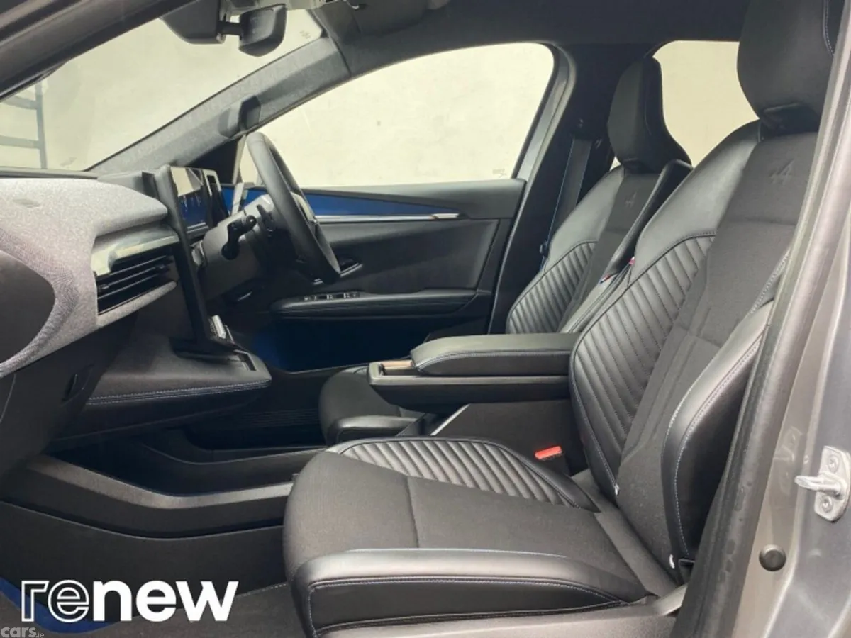 Renault Scenic SUV, Electric, 2026, Grey