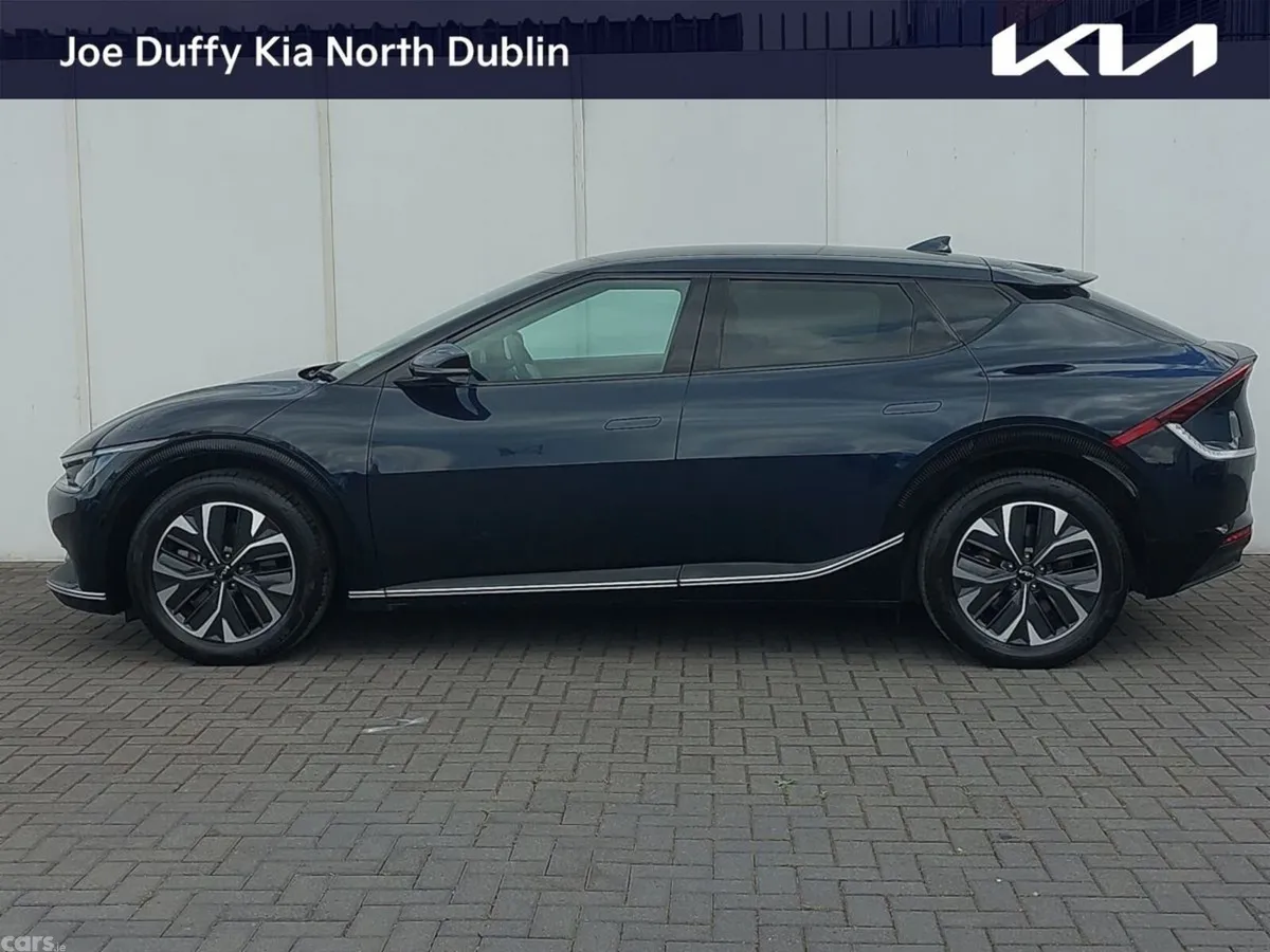 Kia EV6 MPV, Electric, 2024, Blue