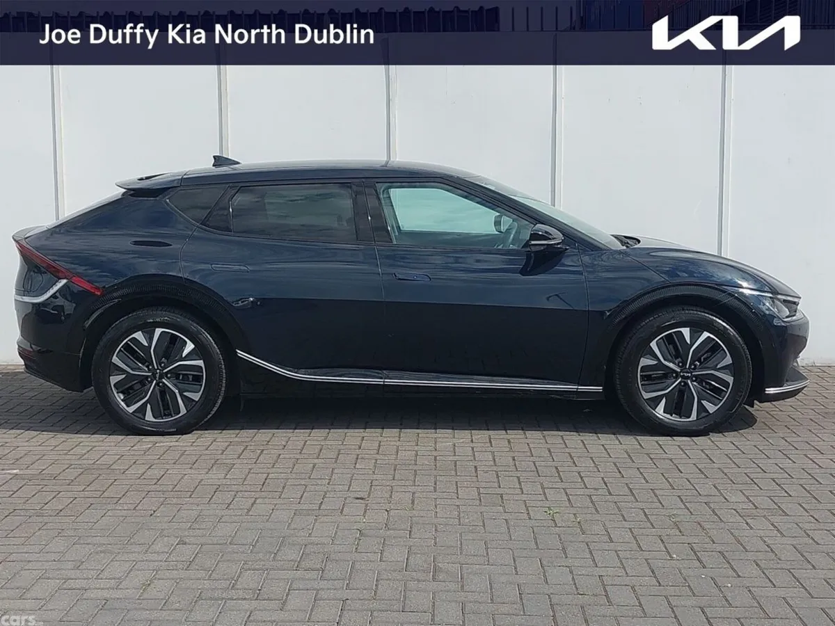Kia EV6 MPV, Electric, 2024, Blue