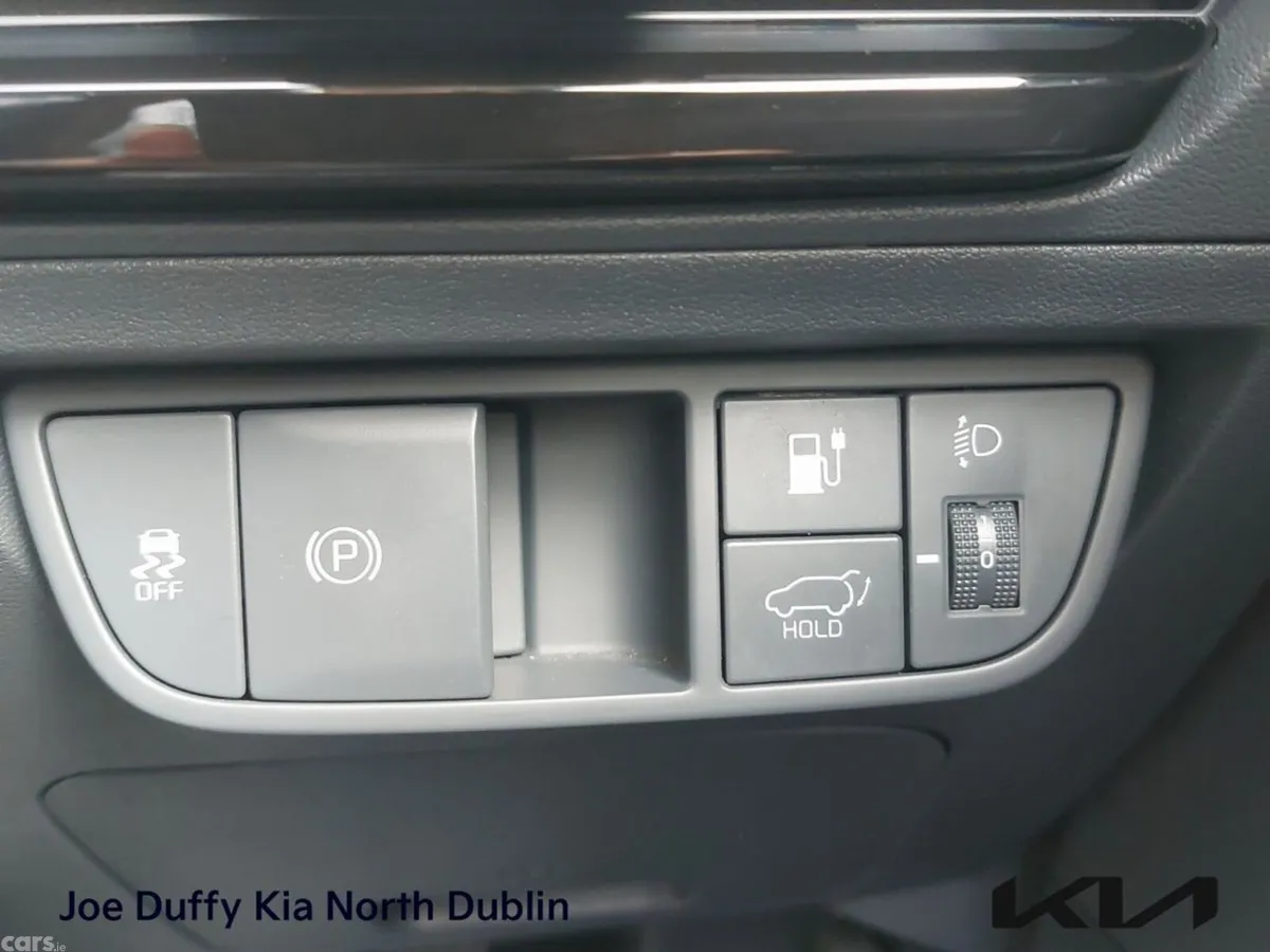 Kia EV6 MPV, Electric, 2024, Blue