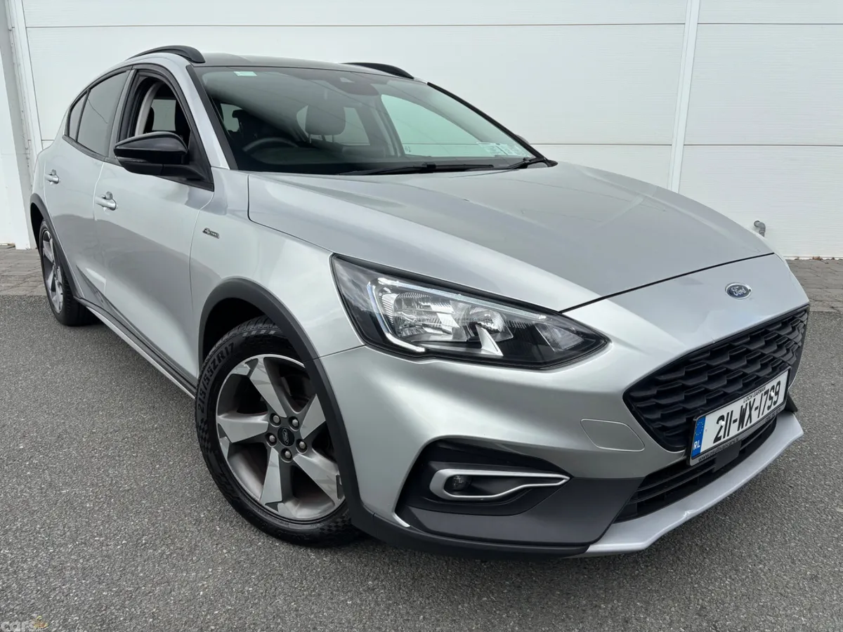 Ford Focus Hatchback, Diesel, 2021, Grey