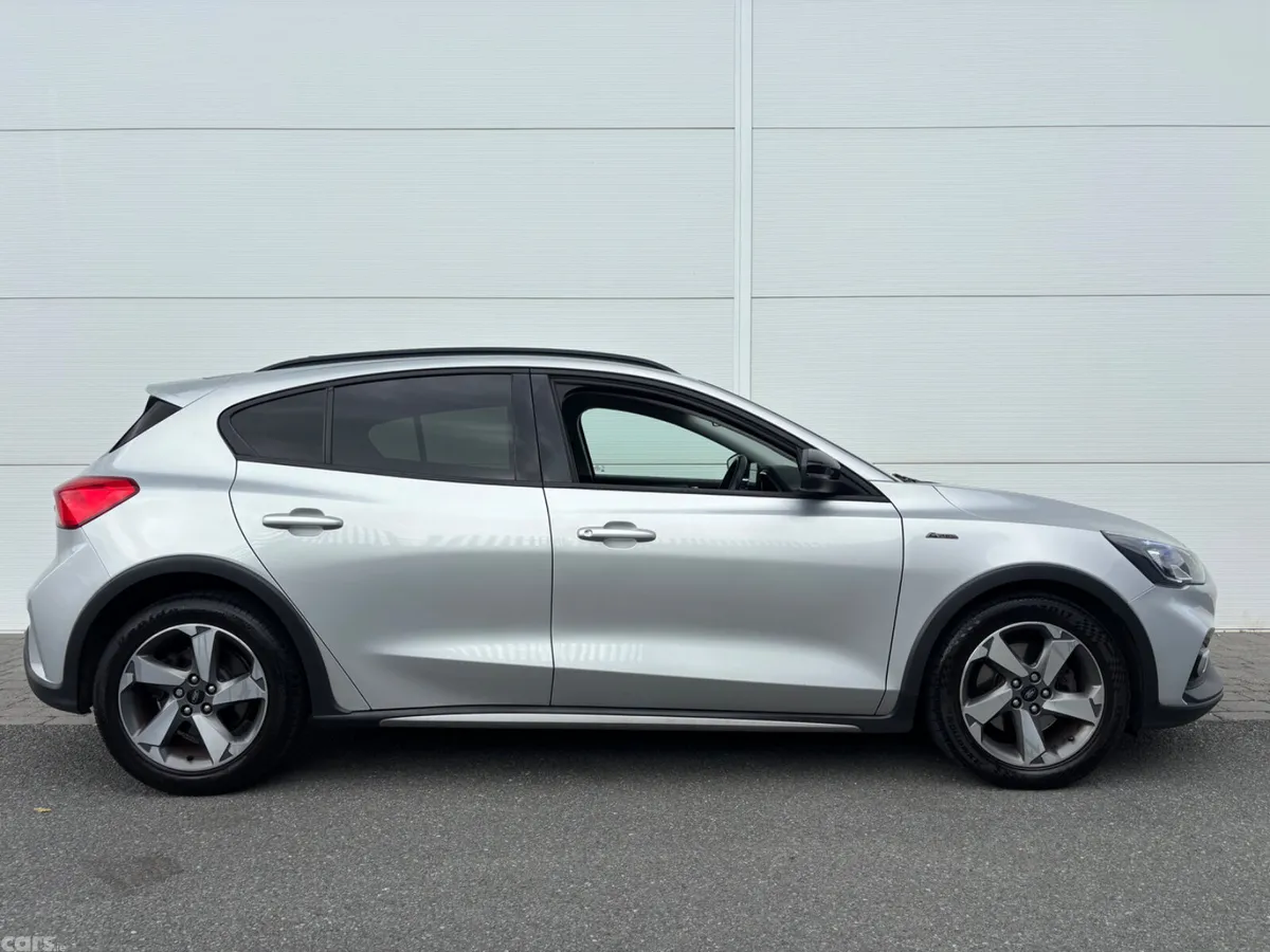 Ford Focus Hatchback, Diesel, 2021, Grey