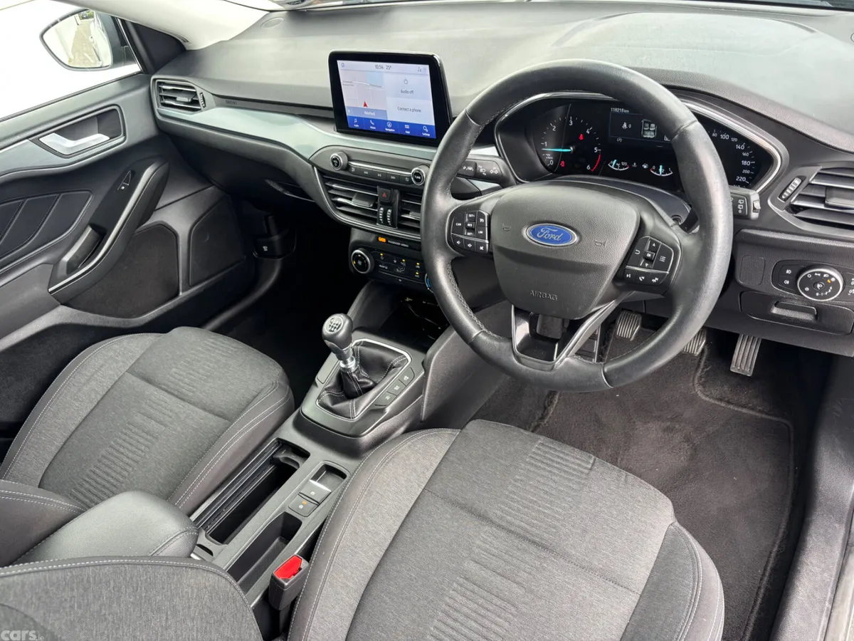 Ford Focus Hatchback, Diesel, 2021, Grey