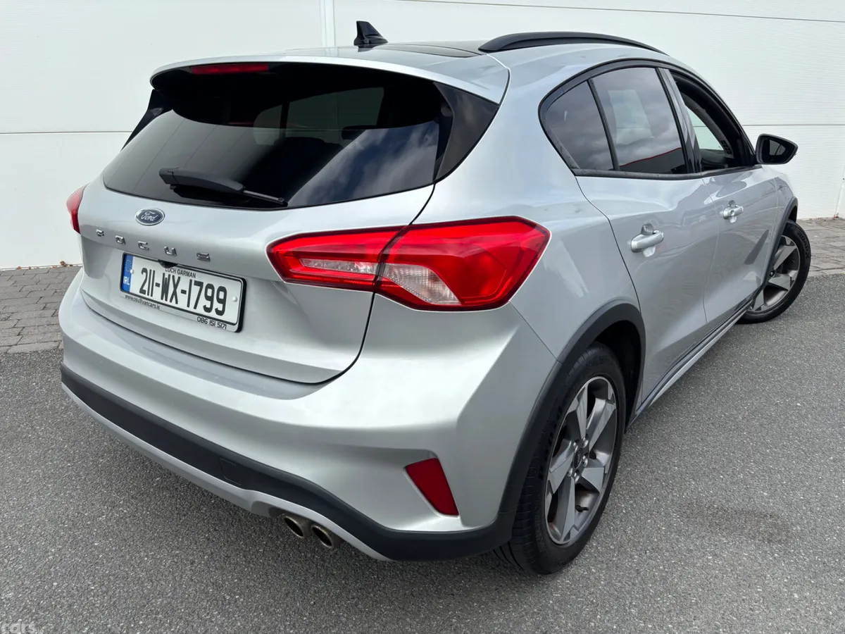 Ford Focus Hatchback, Diesel, 2021, Grey