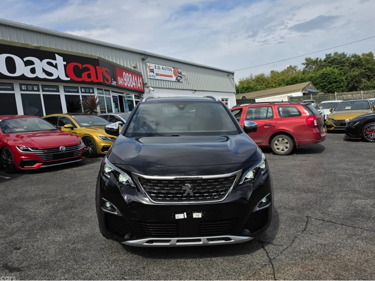 Peugeot 5008 MPV, Diesel, 2018, Black