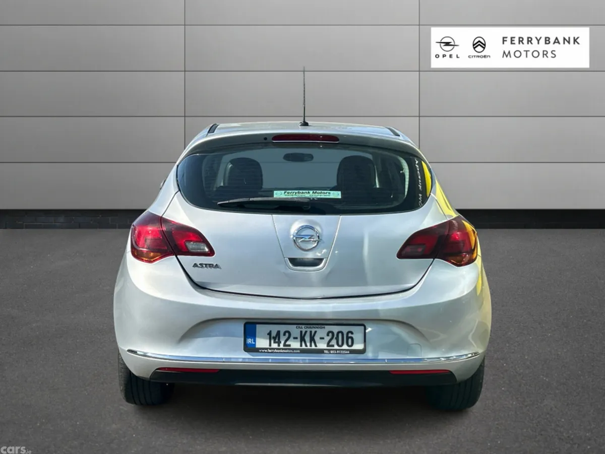 Opel Astra Hatchback, Diesel, 2014, Silver