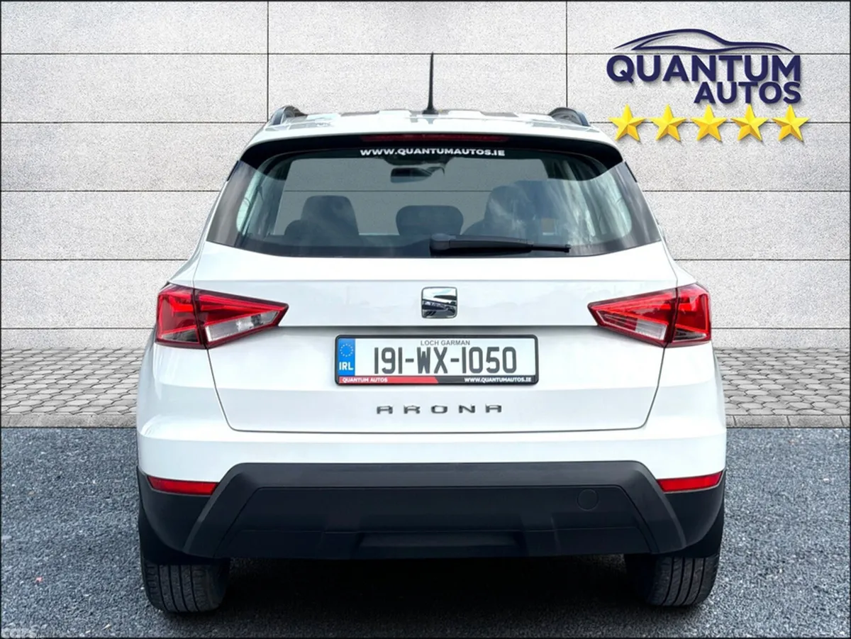 SEAT Arona Hatchback, Petrol, 2019, White