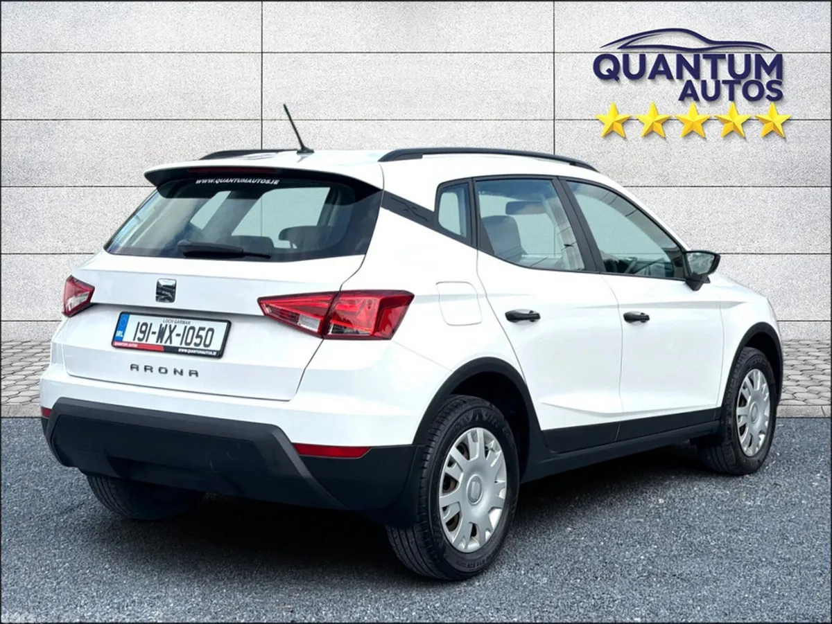 SEAT Arona Hatchback, Petrol, 2019, White