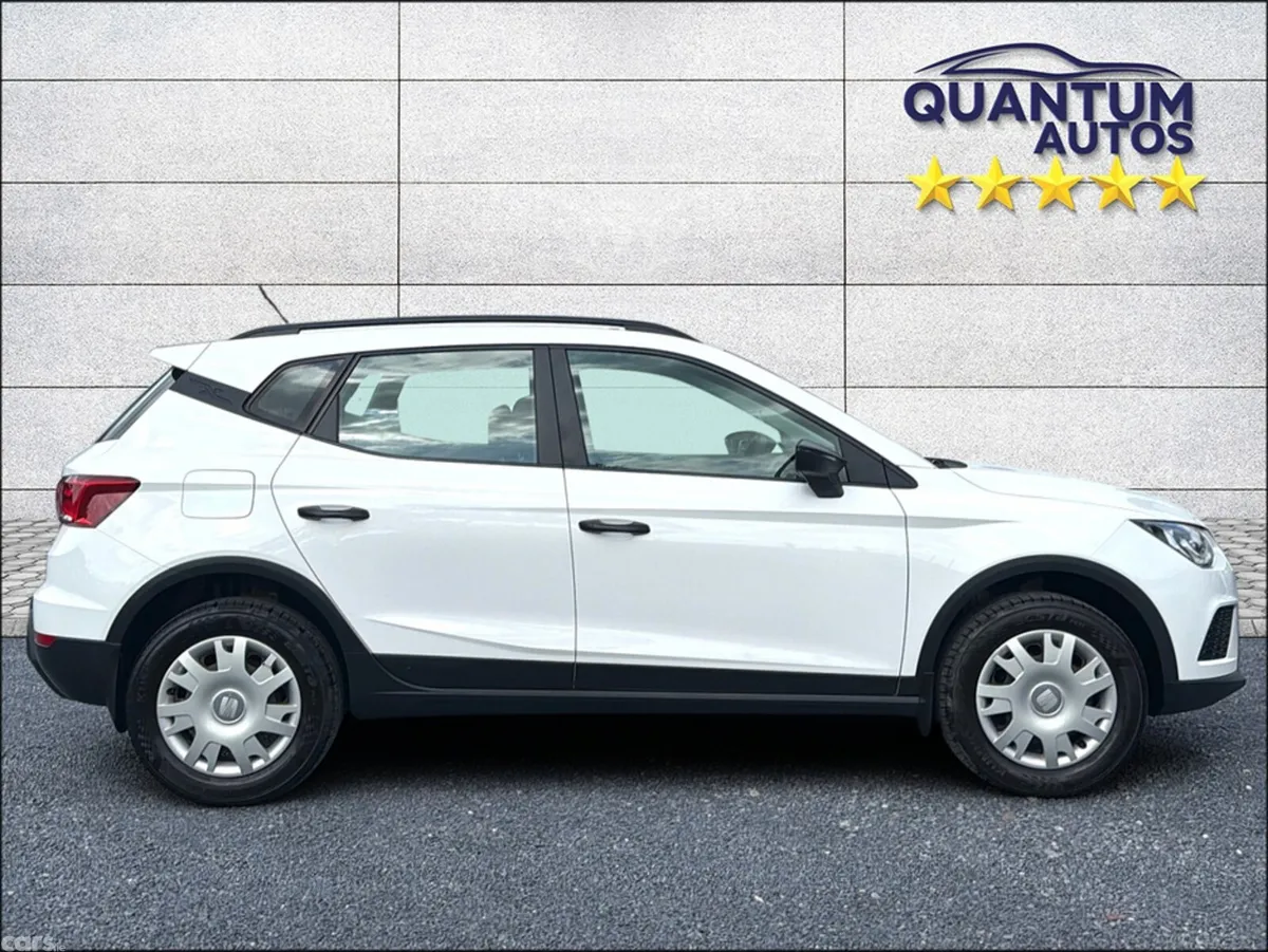 SEAT Arona Hatchback, Petrol, 2019, White