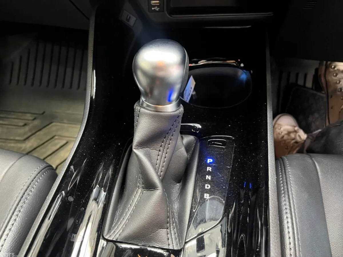 Toyota C-HR SUV, Petrol Hybrid, 2021, Black