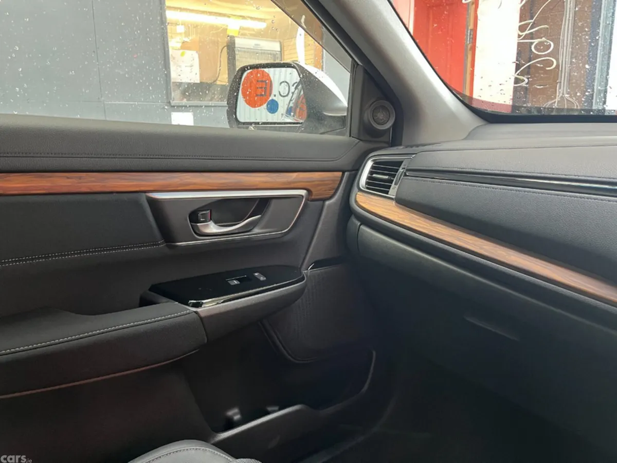 Honda CR-V SUV, Petrol Hybrid, 2022, White
