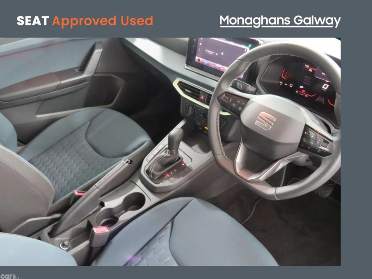 SEAT Arona Hatchback, Petrol, 2025, White