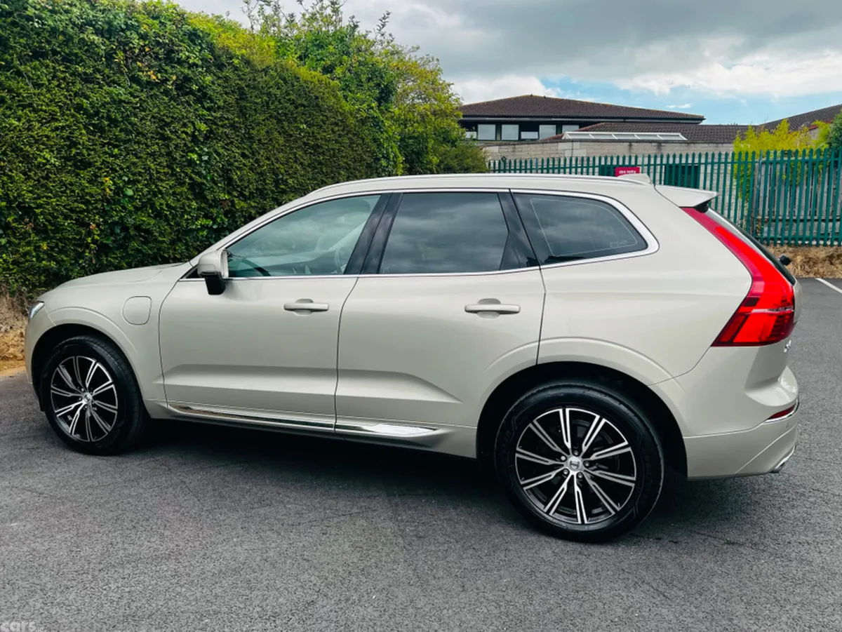 Volvo XC60 Estate, Petrol Plug-in Hybrid, 2021, Gold