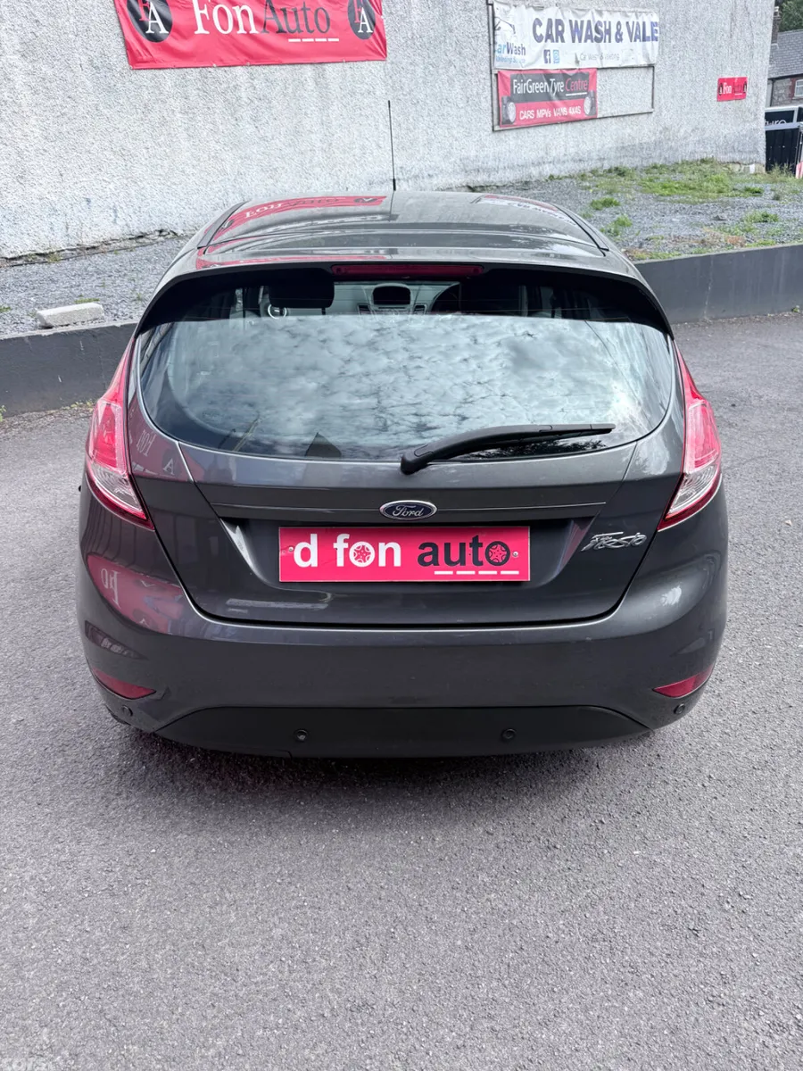 Ford Fiesta Hatchback, Diesel, 2016, Grey