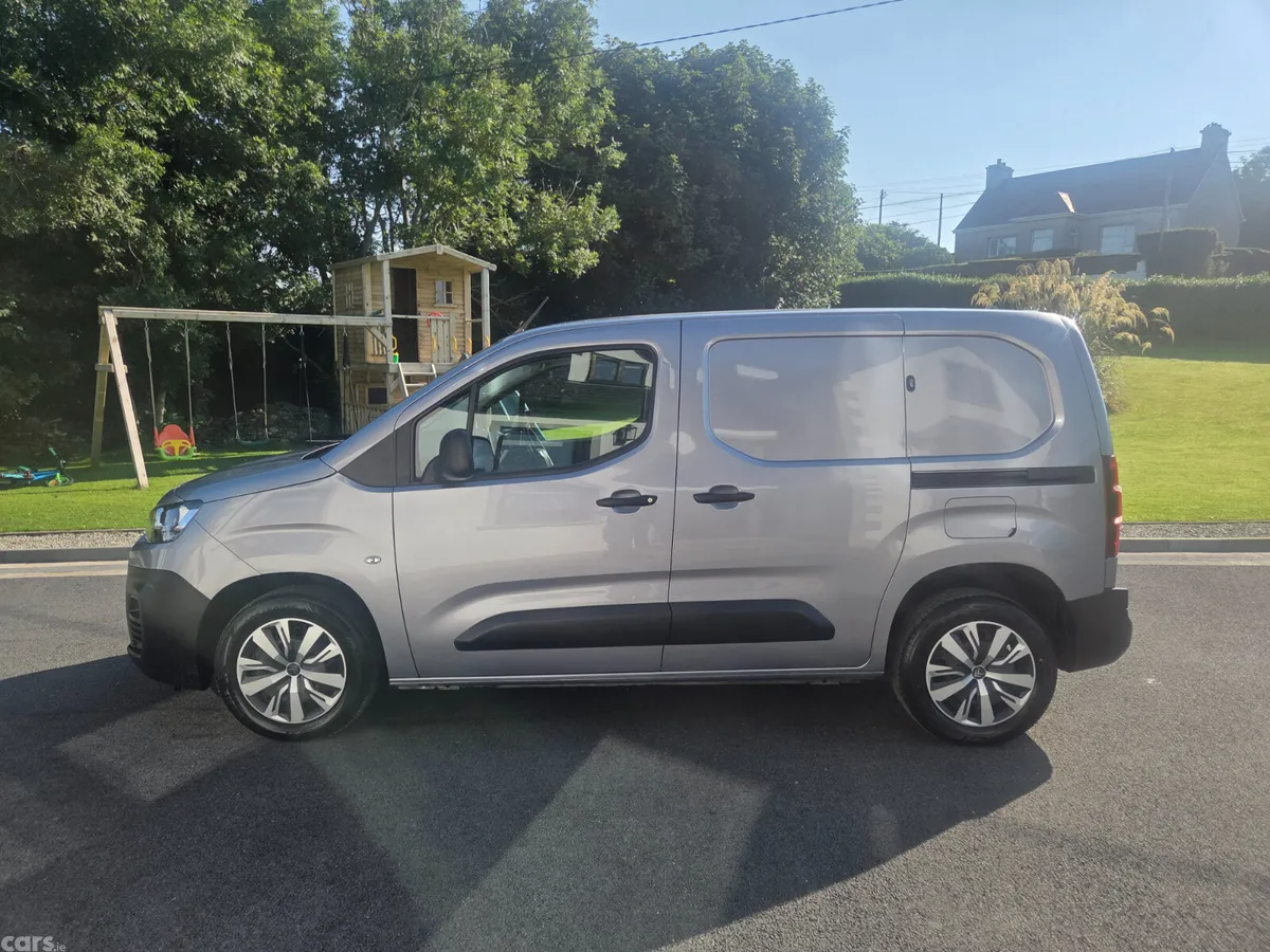 Citroen Berlingo MPV, Diesel, 2020, Grey