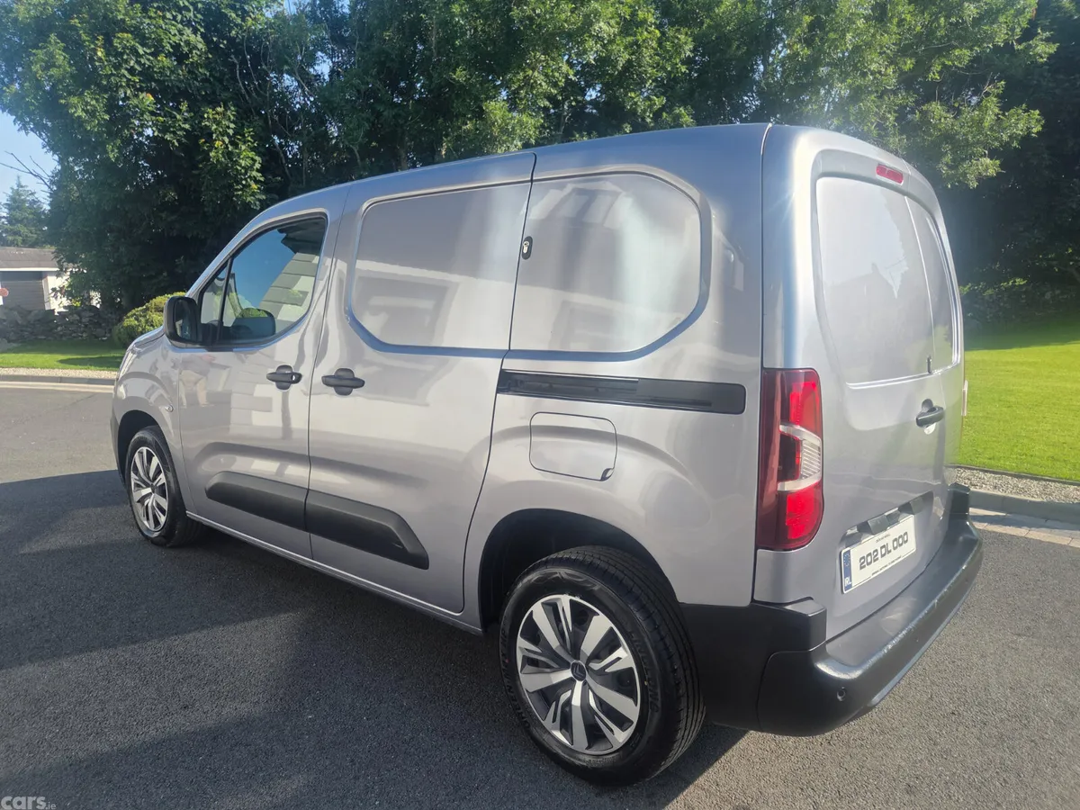 Citroen Berlingo MPV, Diesel, 2020, Grey