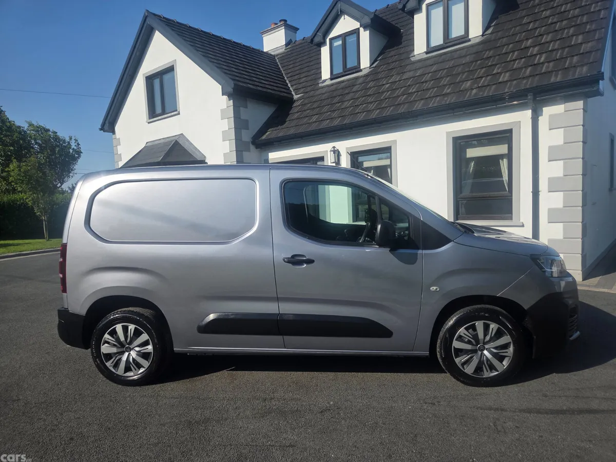 Citroen Berlingo MPV, Diesel, 2020, Grey