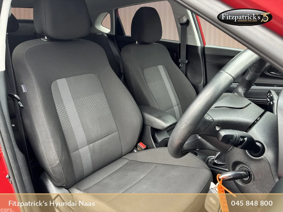 Hyundai i20 Hatchback, Petrol, 2024, Red