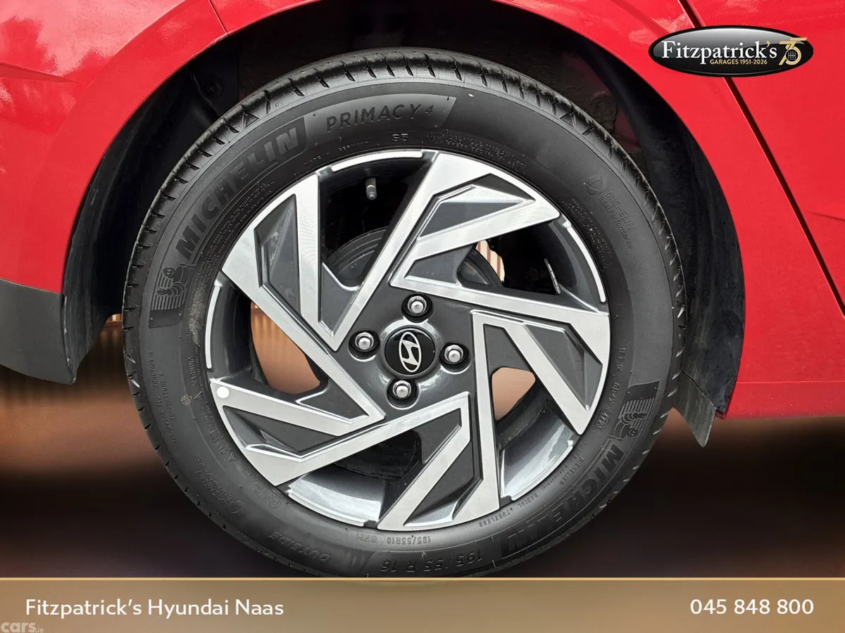 Hyundai i20 Hatchback, Petrol, 2024, Red