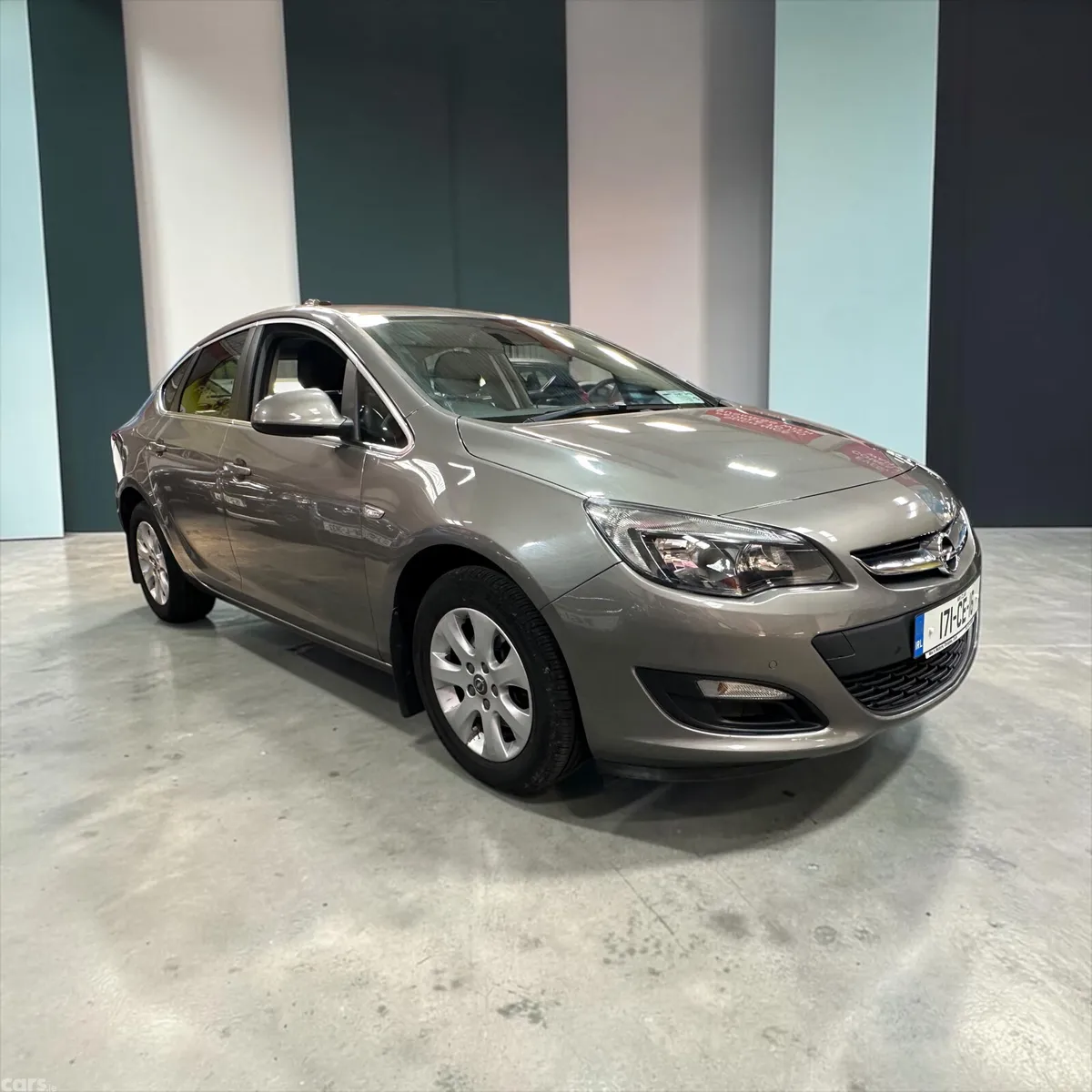 Opel Astra Saloon, Diesel, 2017, Brown