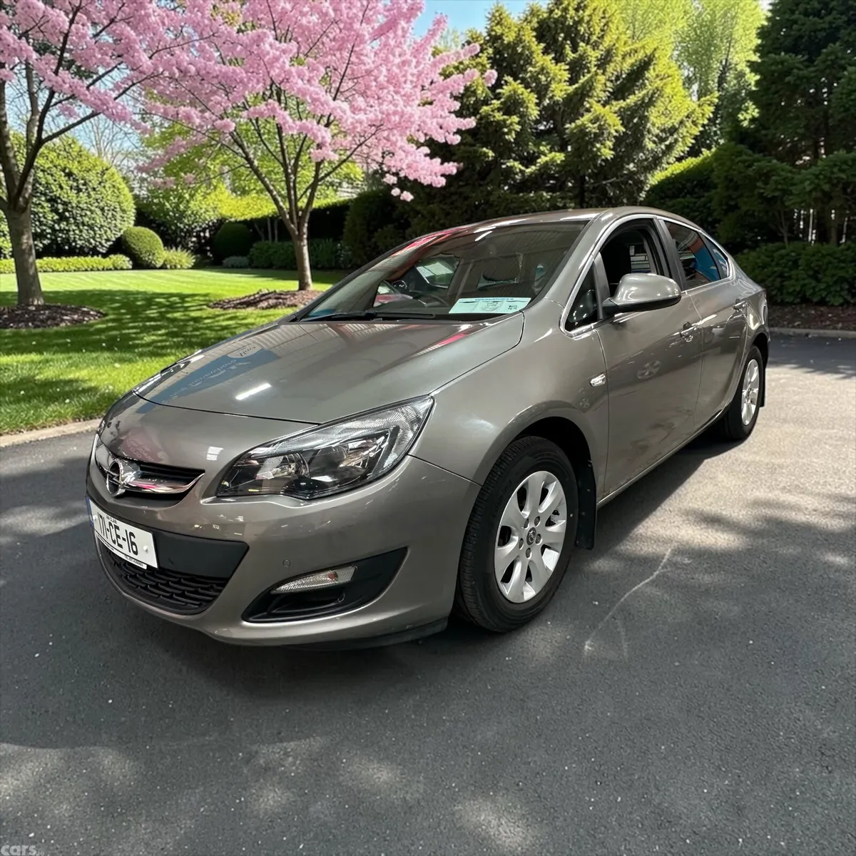 Opel Astra Saloon, Diesel, 2017, Brown