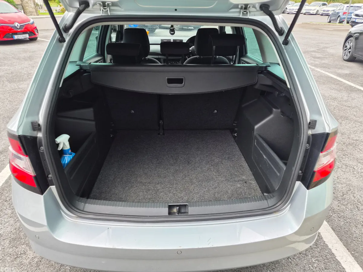 Skoda Fabia Estate, Diesel, 2016, Silver
