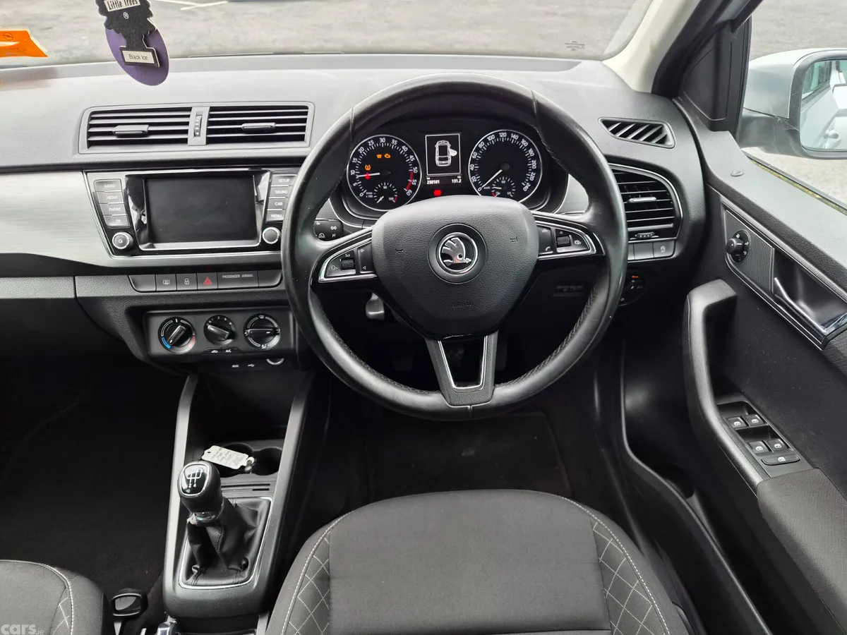 Skoda Fabia Estate, Diesel, 2016, Silver