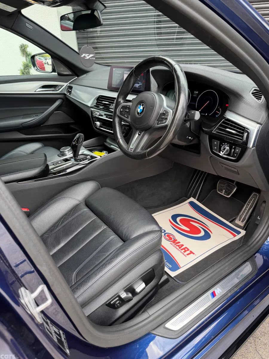 BMW 5-Series Saloon, Diesel, 2019, Blue