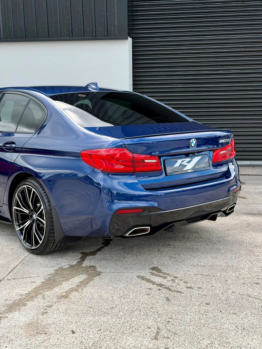 BMW 5-Series Saloon, Diesel, 2019, Blue