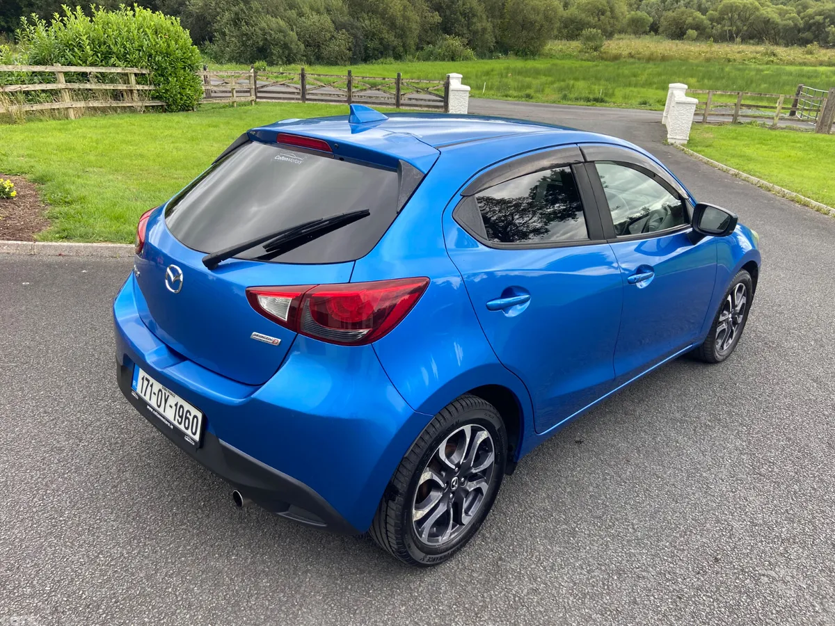 Mazda Demio MPV, Diesel, 2017, Blue