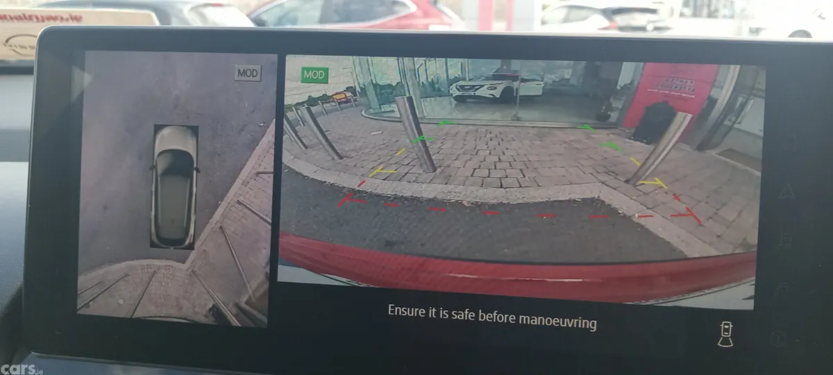 Nissan Qashqai MPV, Petrol, 2023, Red