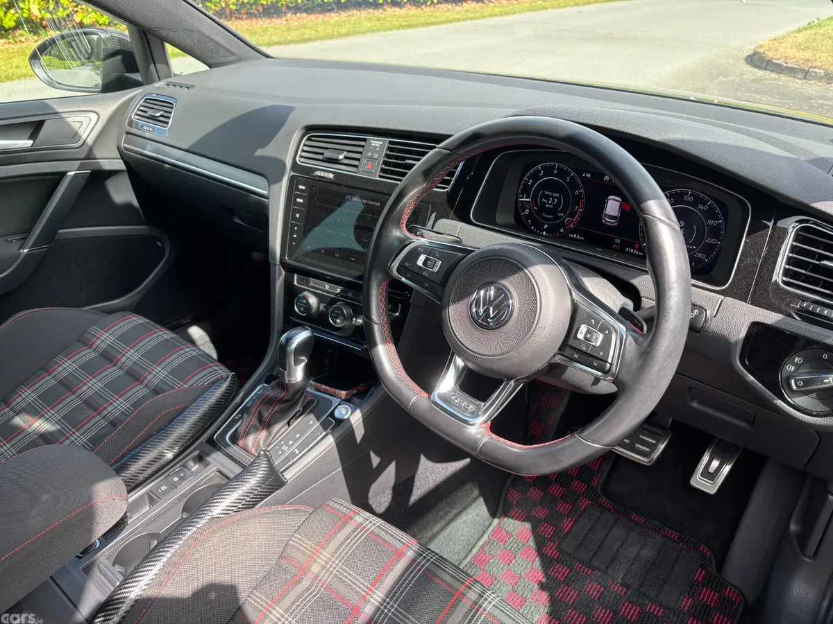 Volkswagen Golf Hatchback, Petrol, 2018, Grey