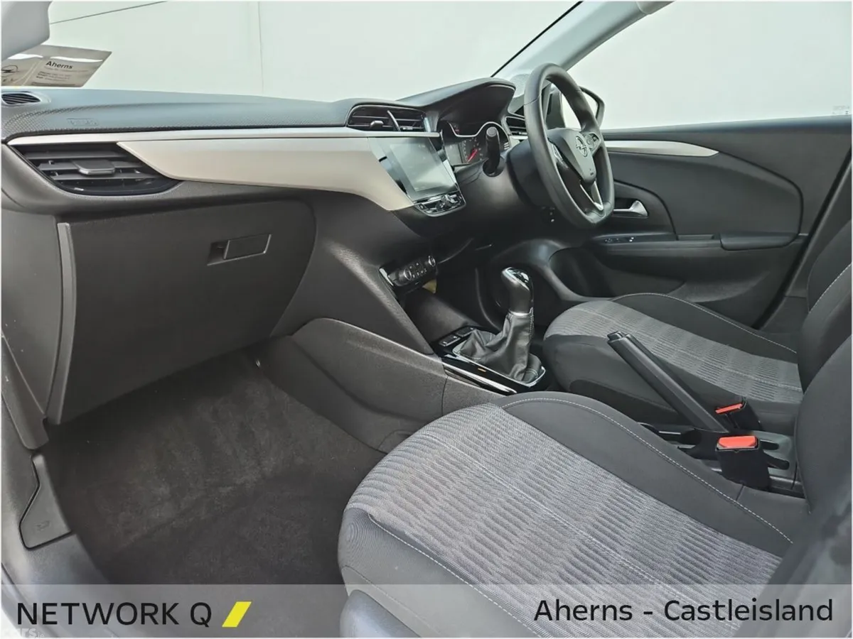 Opel Corsa Hatchback, Petrol, 2023, White
