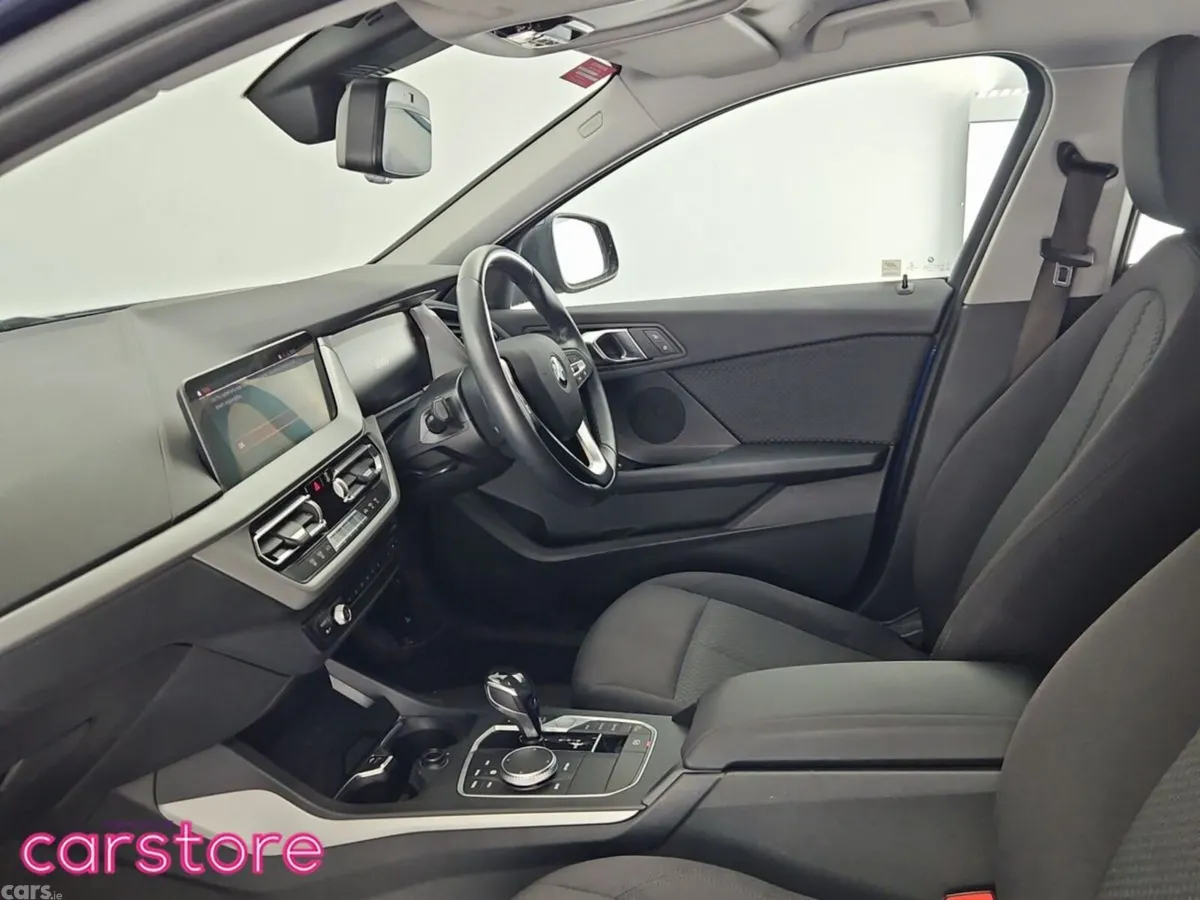 BMW 1-Series Hatchback, Diesel, 2020, Blue