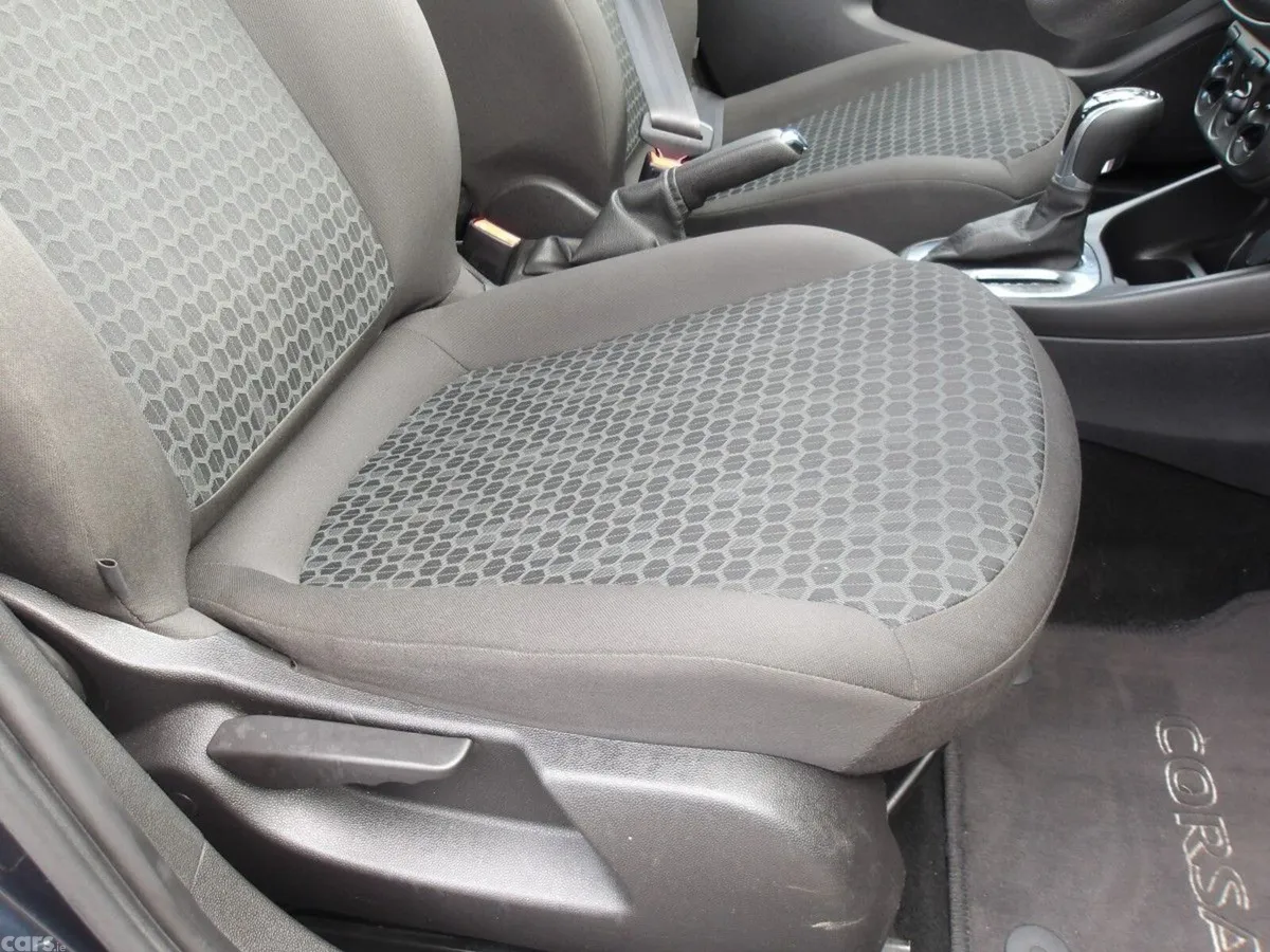 Opel Corsa Hatchback, Petrol, 2019, Blue