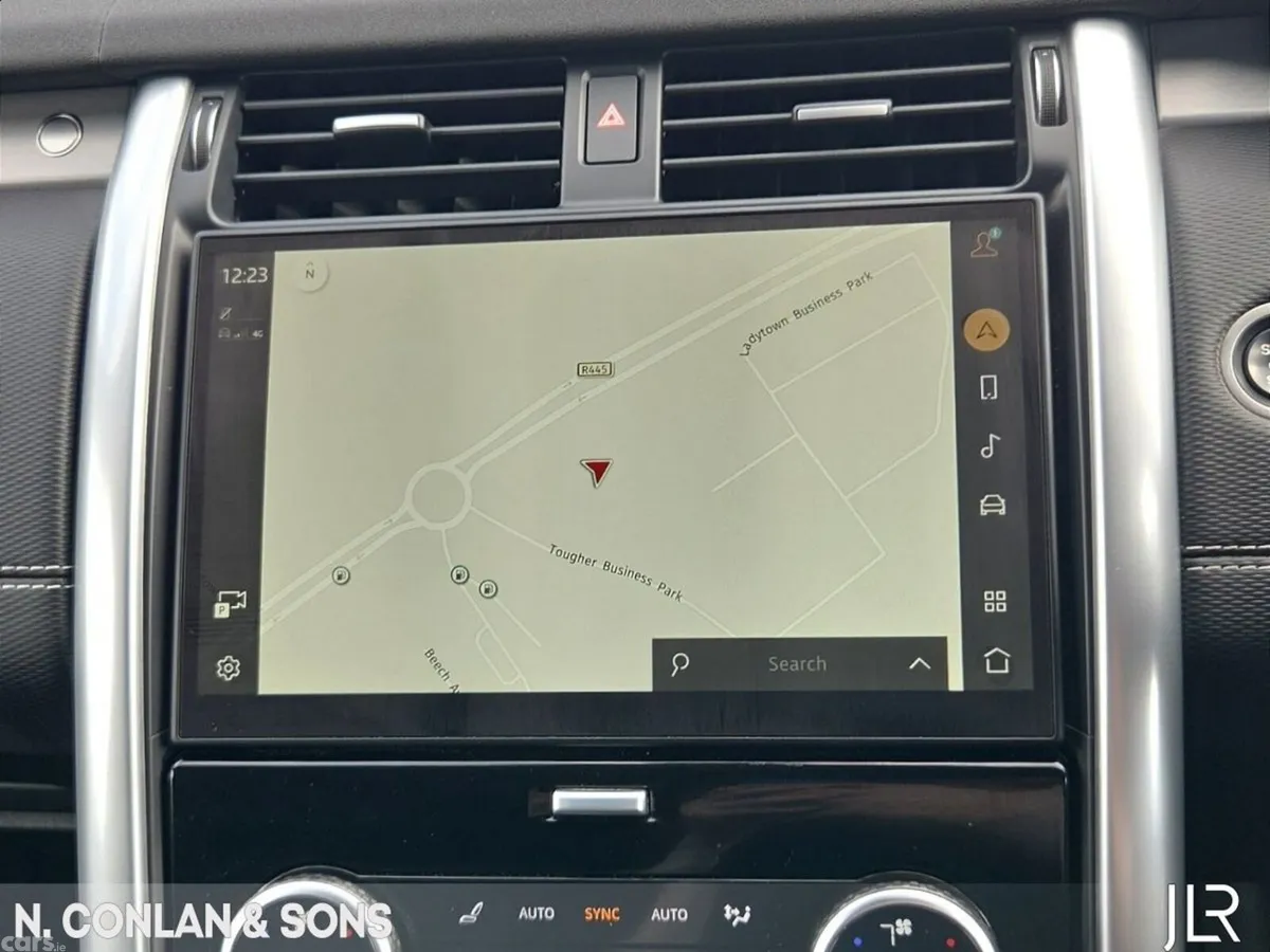 Land Rover Discovery SUV, Diesel, 2024, Grey