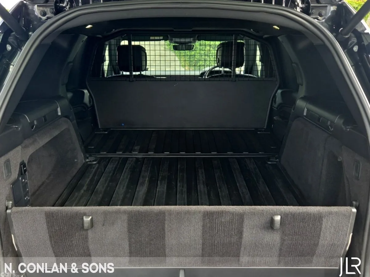 Land Rover Discovery SUV, Diesel, 2024, Grey