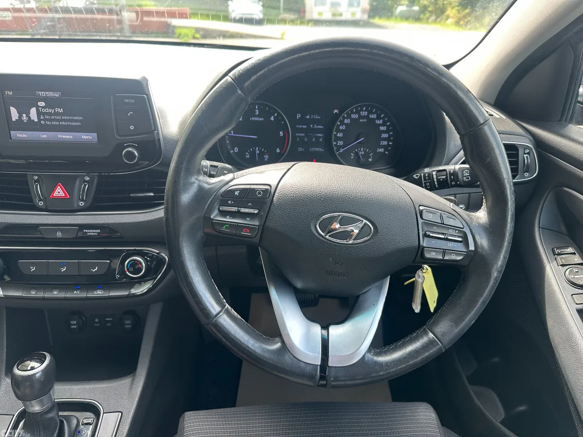 Hyundai i30 Hatchback, Diesel, 2018, Blue