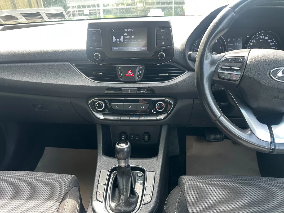 Hyundai i30 Hatchback, Diesel, 2018, Blue