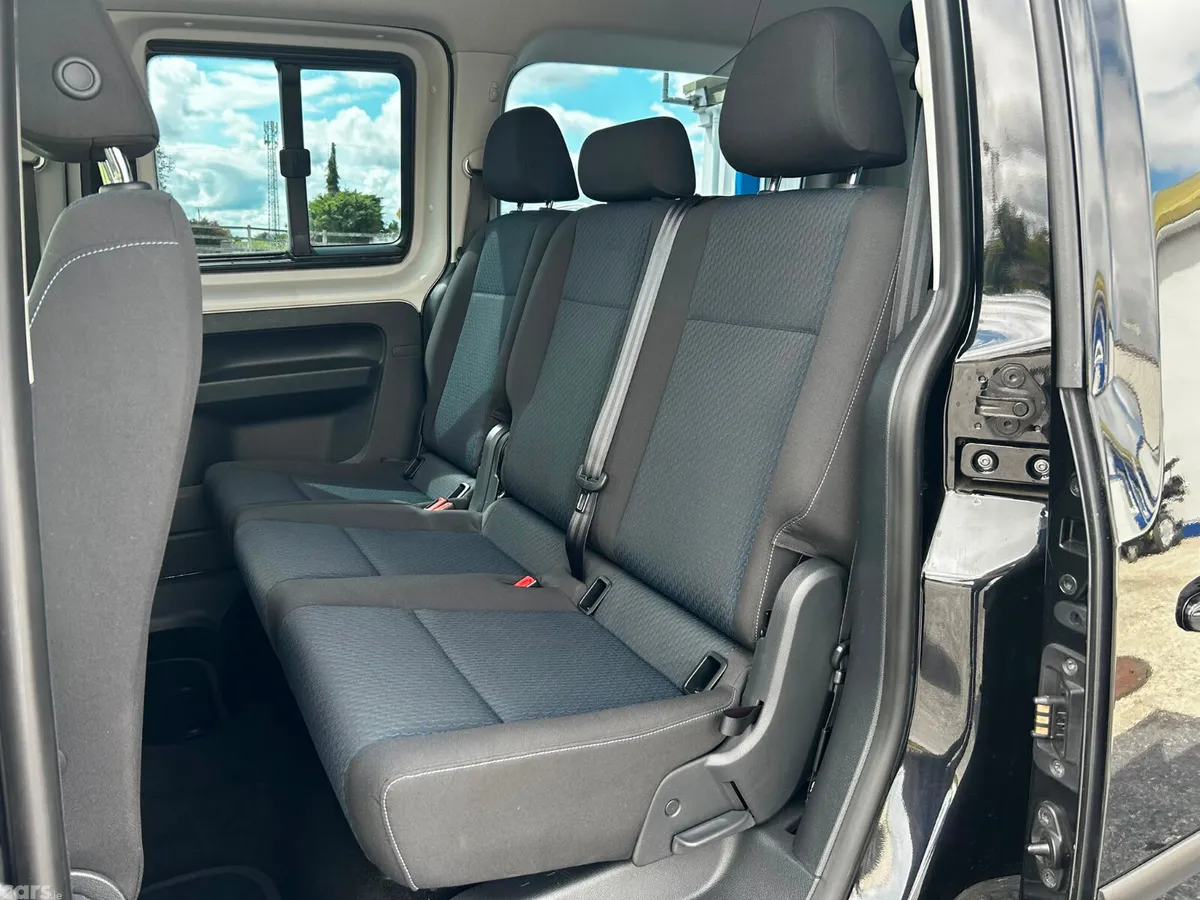 Volkswagen Caddy Maxi Life MPV, Diesel, 2021, Black