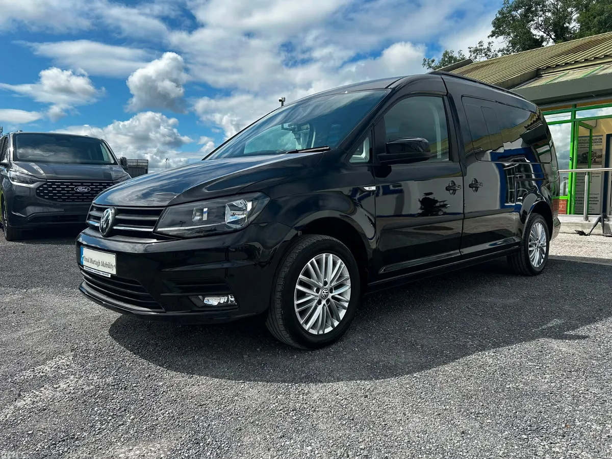Volkswagen Caddy Maxi Life MPV, Diesel, 2021, Black