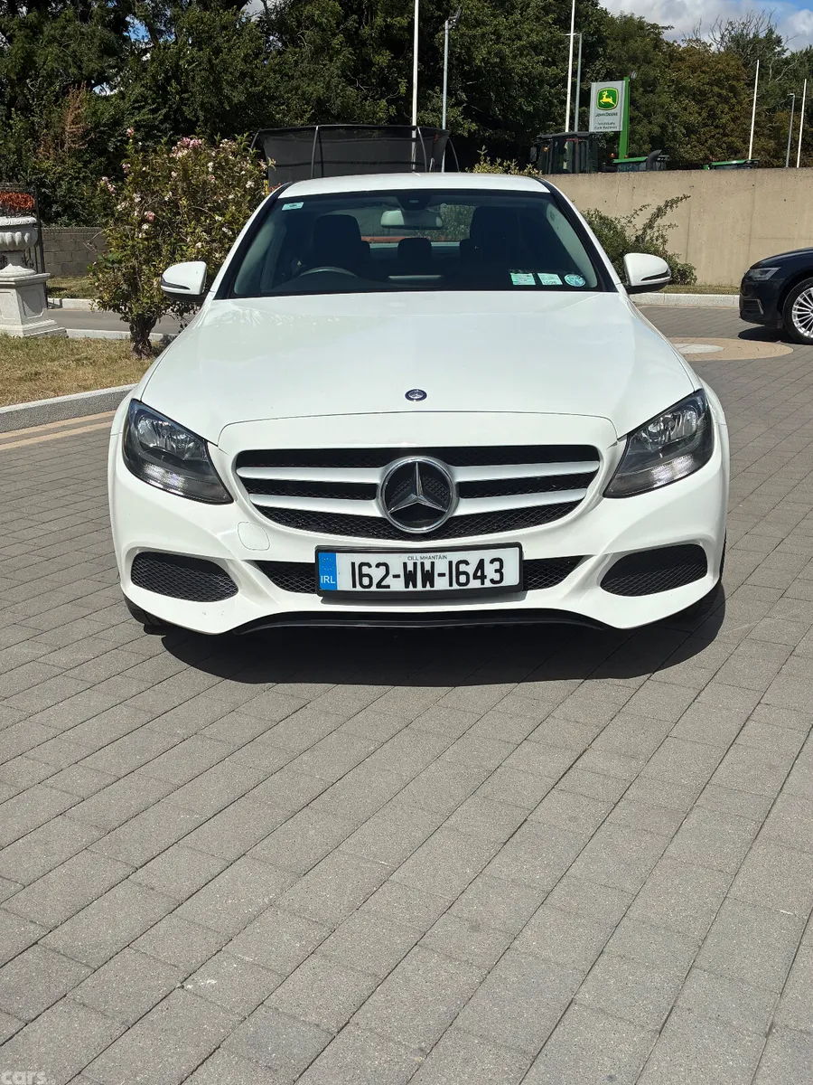 Mercedes-Benz C-Class Saloon, Diesel, 2016, White