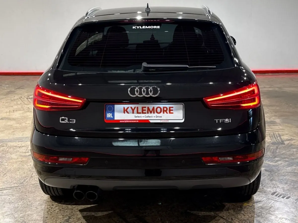 Audi Q3 SUV, Petrol, 2017, Black